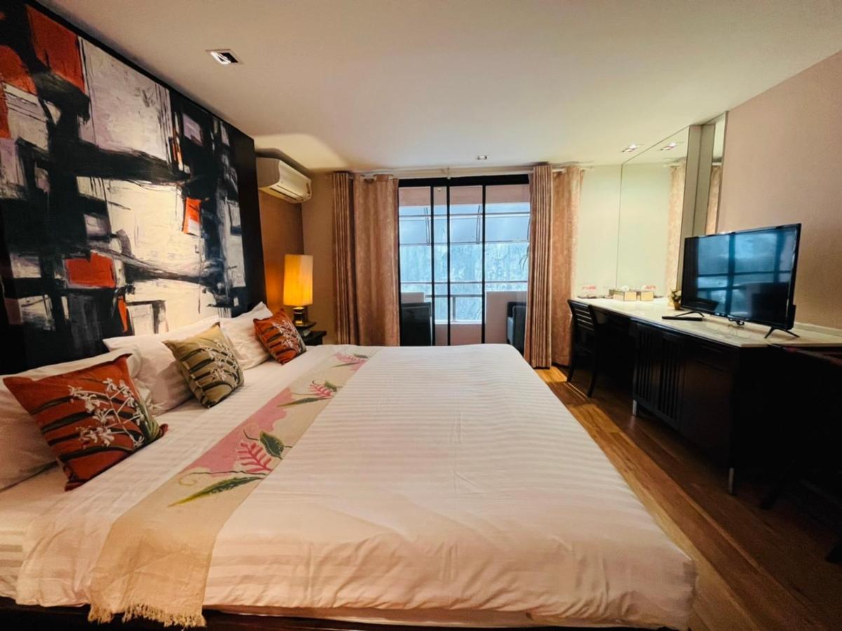 Baipho Lifestyle Hotel Patong Exterior photo