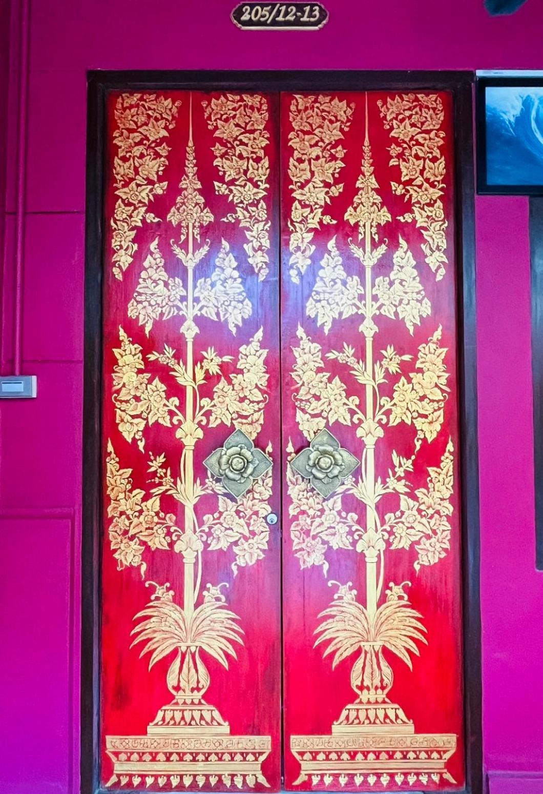 Baipho Lifestyle Hotel Patong Exterior photo